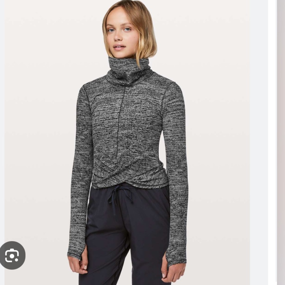 Lululemon top